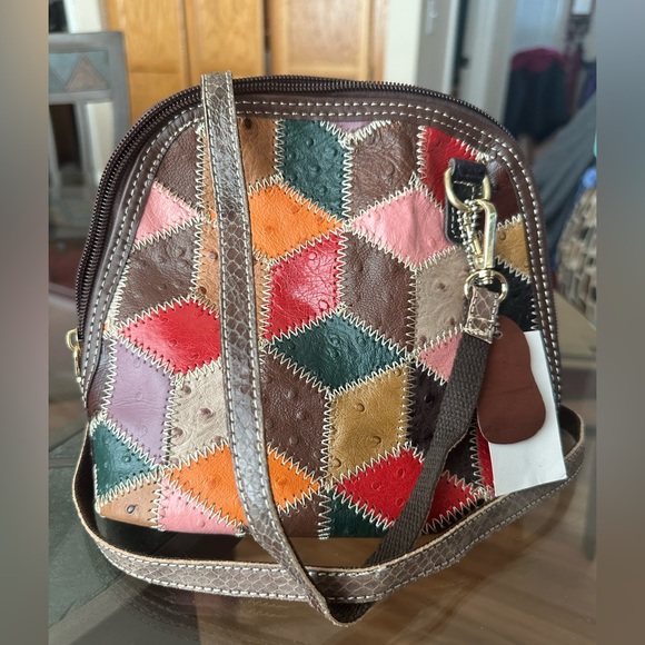 Super Cute colorful Purse 👛 - Picture 8 of 16